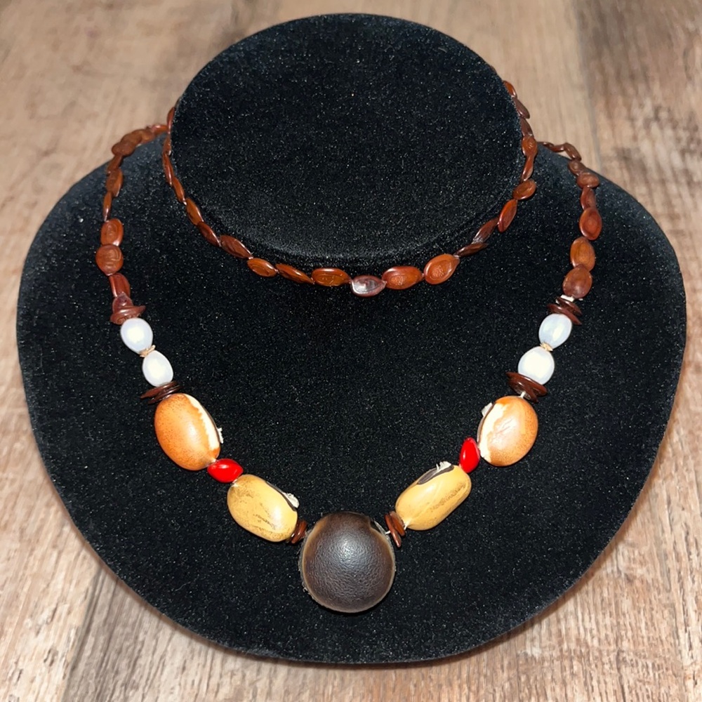 Hawaiian Vtg rare 1950’s art deco seed/bean necklace